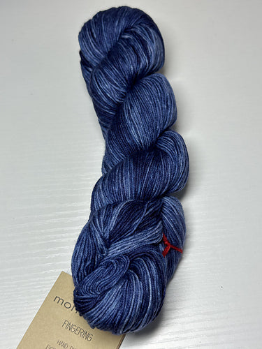Urth Monokrom DK