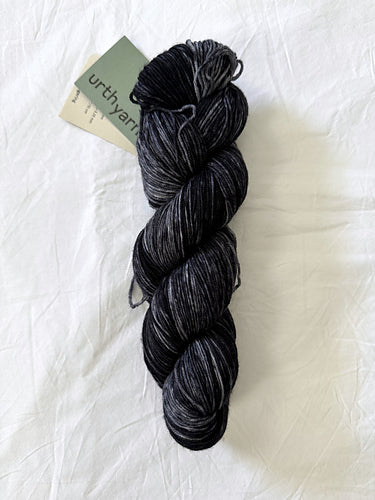 Urth Monokrom DK