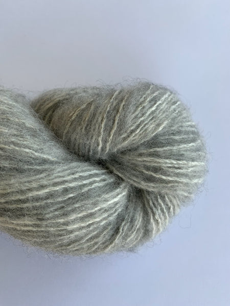 Illimani Yarn Feli