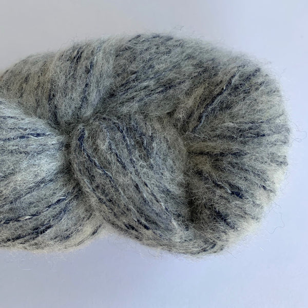 Illimani Yarn Feli