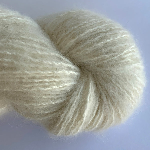 Illimani Yarn Feli